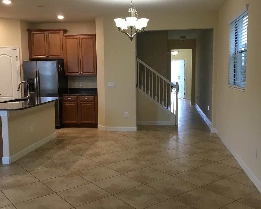 2nd image of 7517 Fairgrove Ave #751