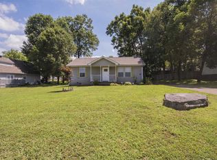 105 Drennan Ln, La Vergne, TN 37086