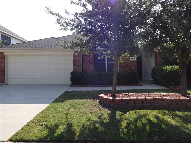 4848 Carrotwood Dr — Photo 1