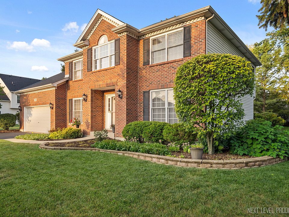 1st image of 710 Pinecreek Dr