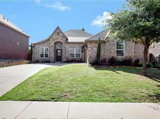 1104 Hidden Lake Dr, Burleson, TX 76028