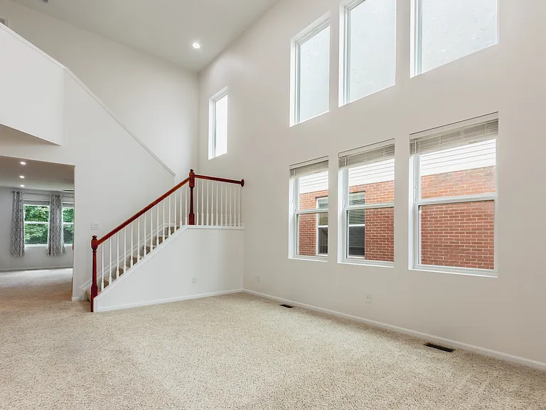 44843 Stockton Dr — Photo 10