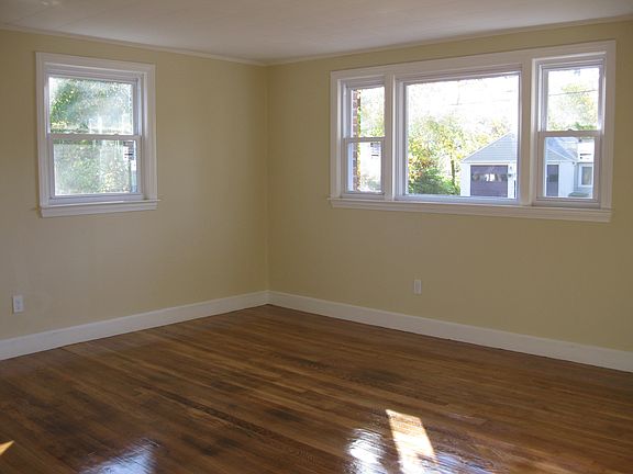 5th image of 55 Orange St APT 1
