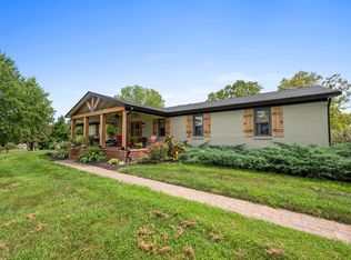 5810 Van Meter Rd, Winchester, KY 40391