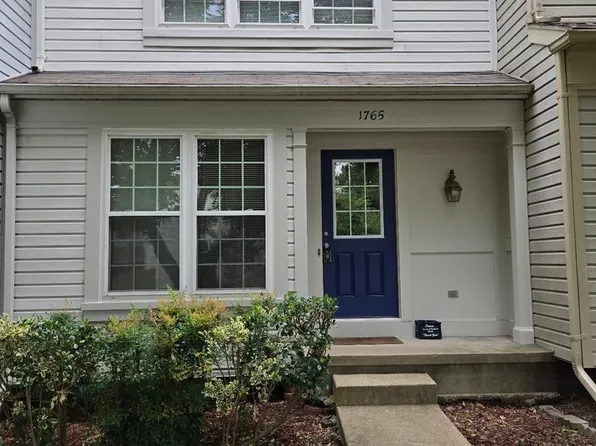 1765 Rochelle Ct, Woodbridge, VA 22192