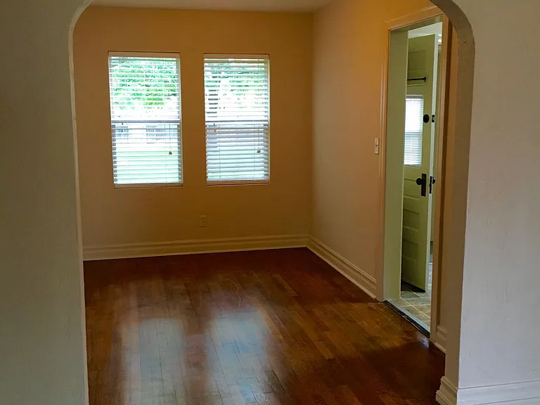 740 NW 16th St — Photo 5
