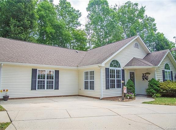 2nd image of 13618 Glencreek Ln
