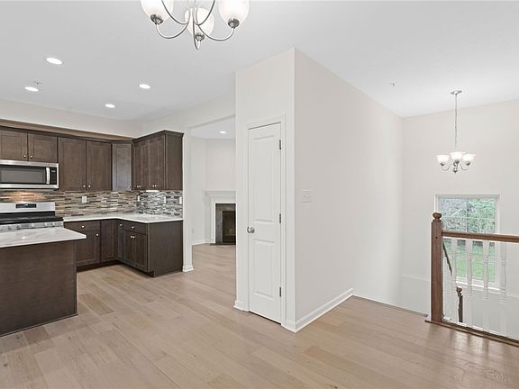 5th image of 306 Thurgood Dr