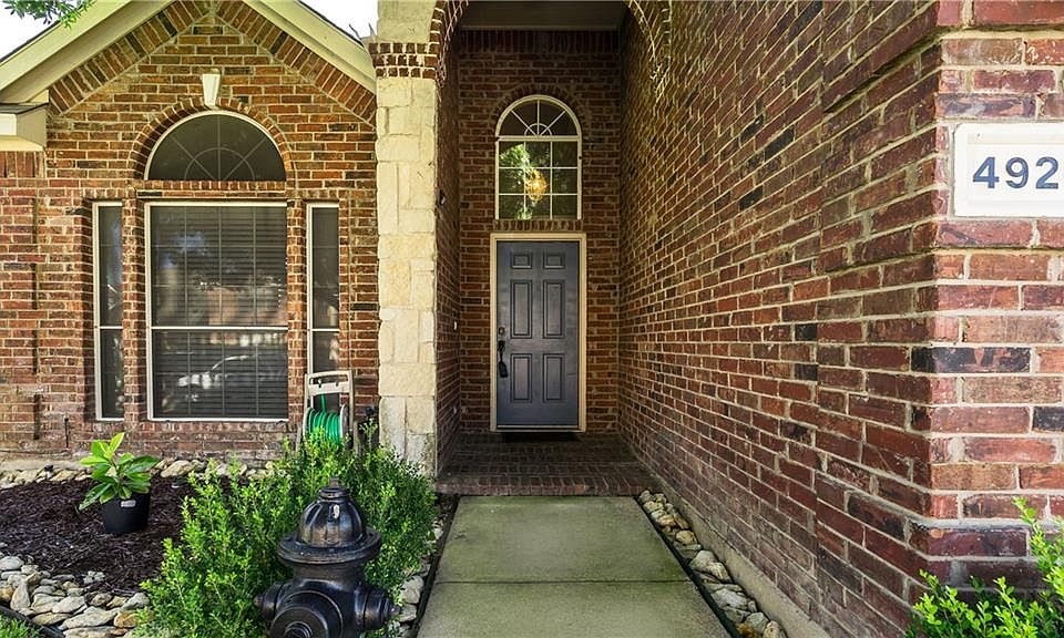 1st image of 4920 Woodmeadow Dr