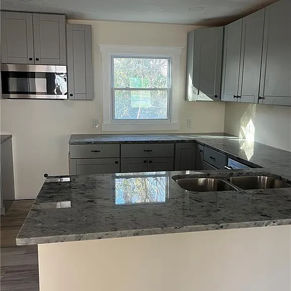 2298 Swallow Cir SE — Photo 3