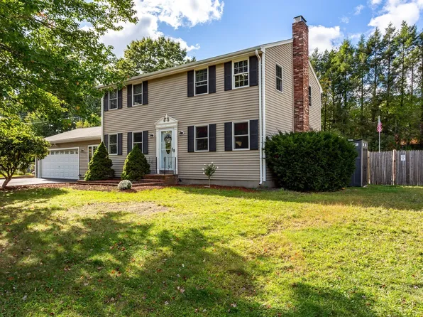 66 Eleanor Rd, Raynham, MA 02767