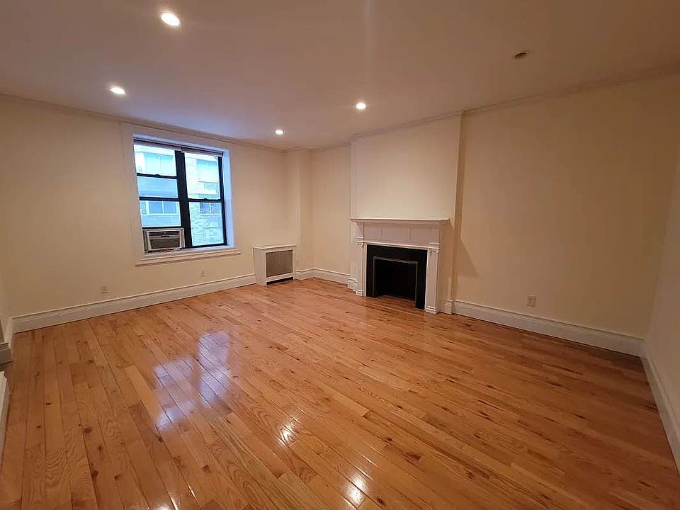 1st image of 265 W 81st St #2Y