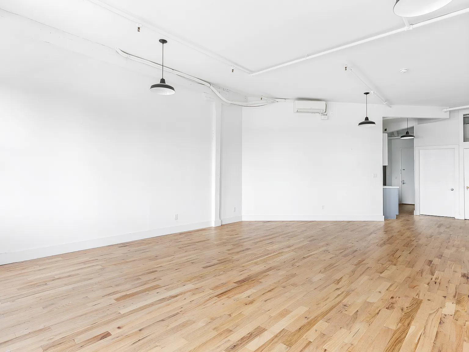 239 Banker Street — Photo 2