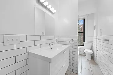 Rented by Living New York