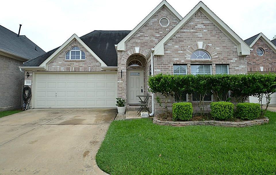 1st image of 17835 N White Tail Ct