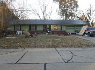 202 W Silsby St, Springfield, MO 65807