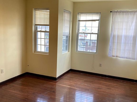 5th image of 535 Washington Ave #4