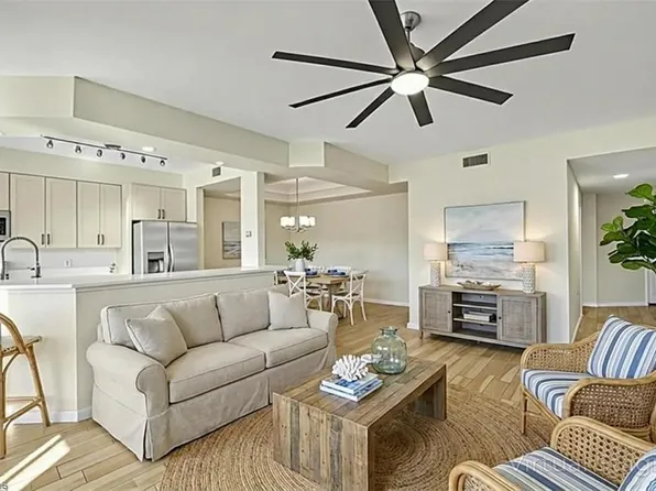 2220 Arielle DR #2006, NAPLES, FL 34109