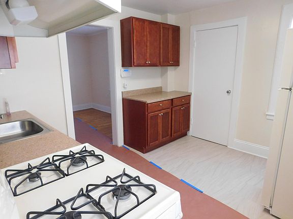 5th image of 5 1st Ave #1A