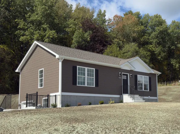 131 Snake Meadow Road, Plainfield, CT 06354