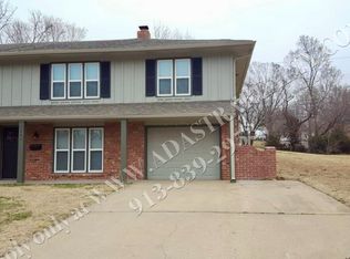 7739 Kessler Ln, Overland Park, KS 66204