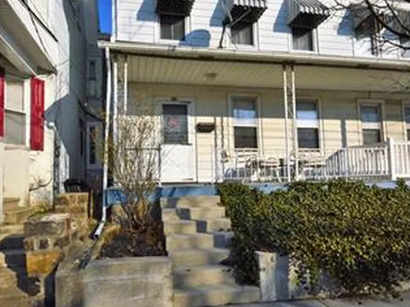 807 Main St, Hellertown, PA 18055