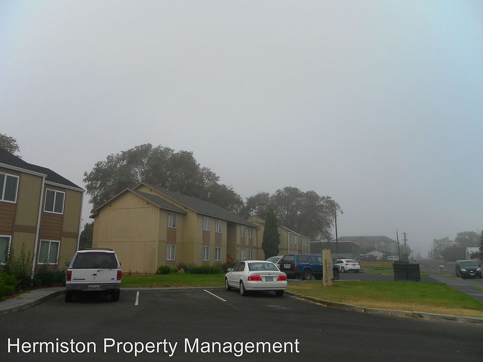 2nd image of 320 E Dogwood Ave APT D