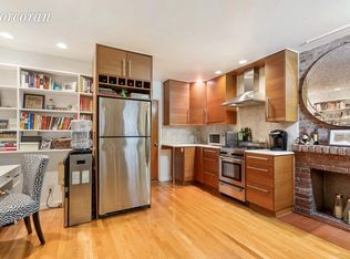 107 W 70th St APT 1F, New York, NY 10023