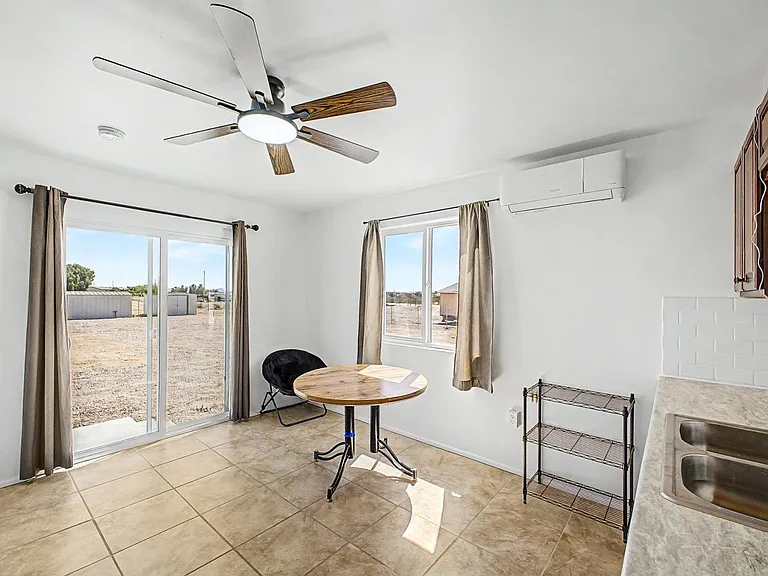 34233 W Sahuaro St — Photo 13