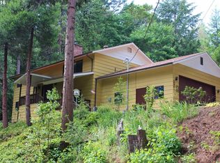 48341 High Leah Dr, Oakridge, OR 97463