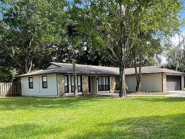 3741 E R Smyth Dr, Mims, FL 32754
