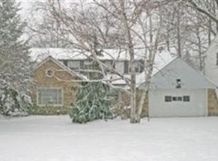 2316 S Belvoir Blvd, University Heights, OH