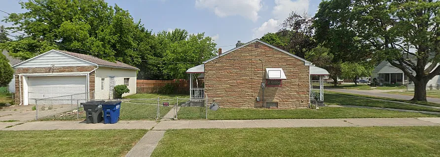 2 bed, 759 sqft, $875 — Photo 2
