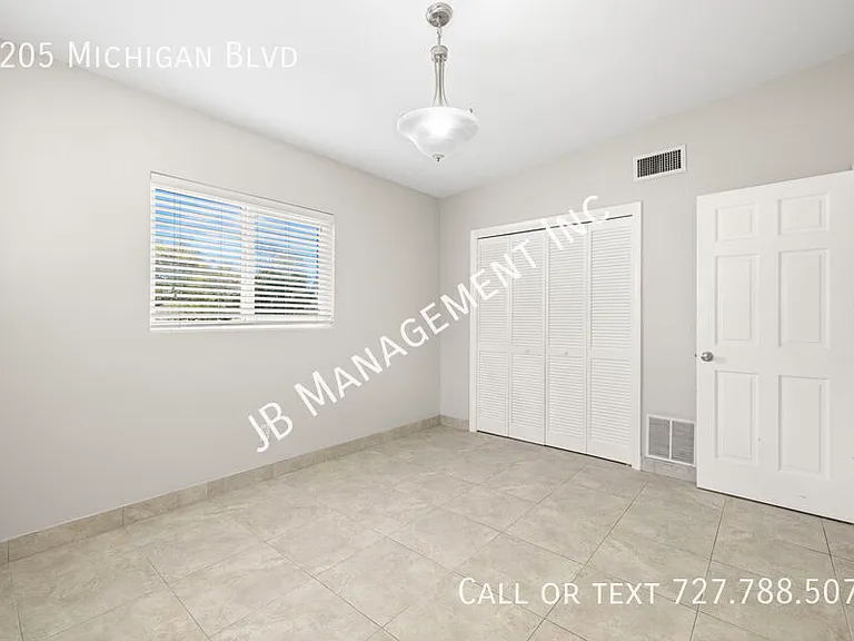 1205 Michigan Blvd — Photo 23