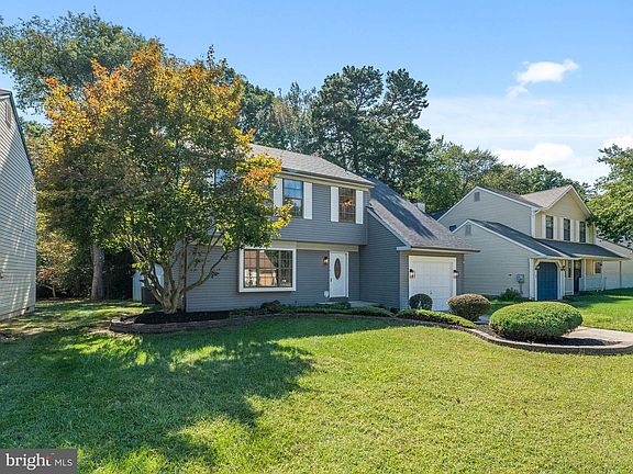 3rd image of 46 Woodhaven Way