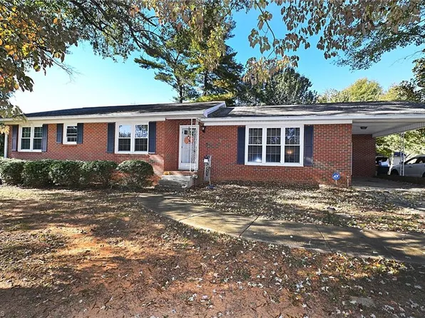 2996 Rural Hall Germanton Rd, Germanton, NC 27019
