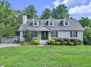 424 Woodfield Dr, Piedmont, SC 29673