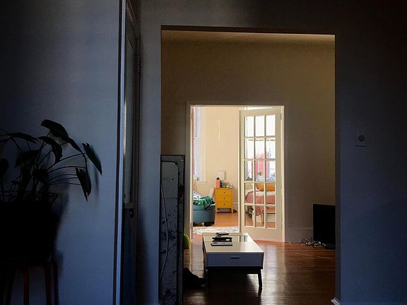5th image of 713 Pine St APT 2F