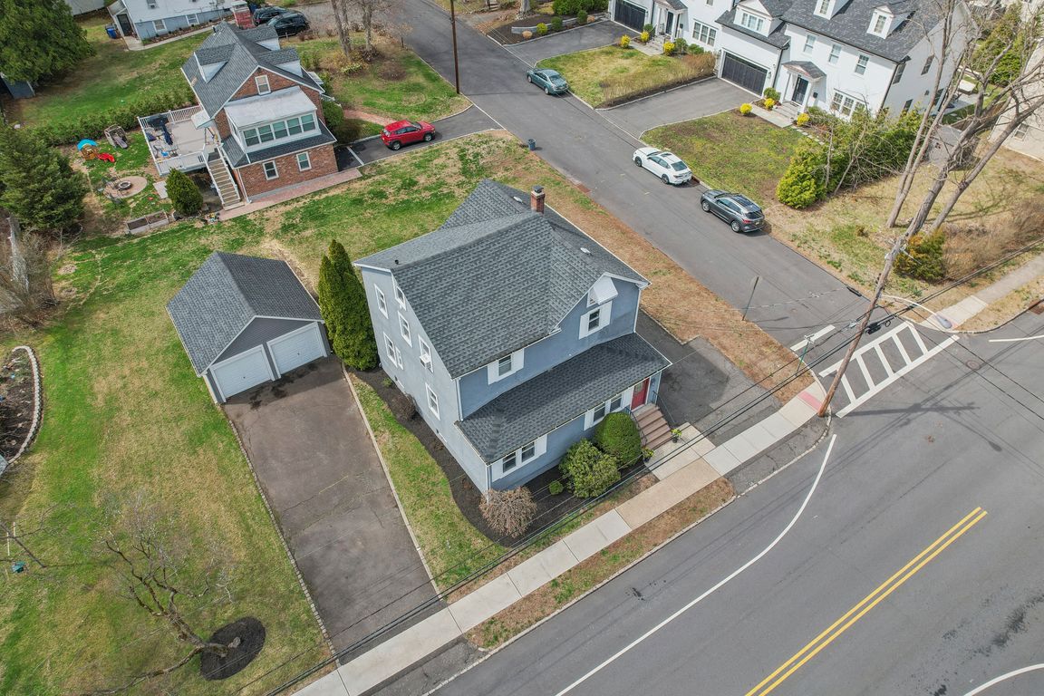 Livingston Ave-01042025-034.jpg