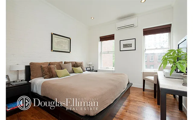 Sold by Douglas Elliman | media 24