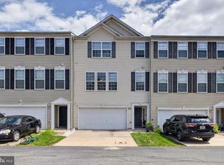 2303 Golden Eagle Dr #146, York, PA 17408