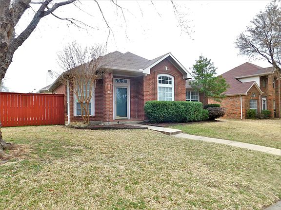 3rd image of 7709 Jennifer Ln