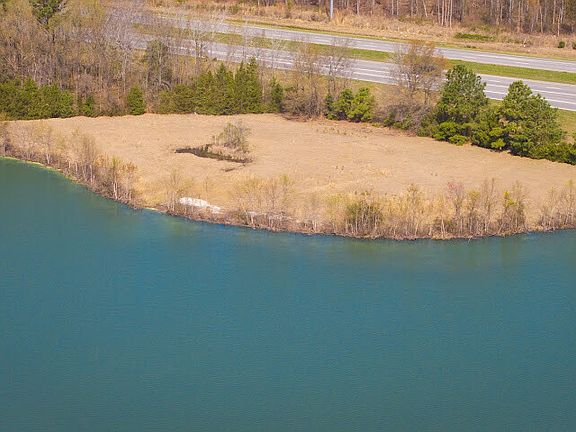 4th image of 396 Staton House Rd