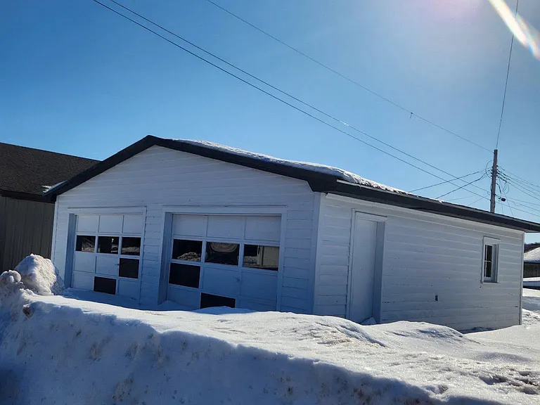 502 Ascherman St — Photo 2