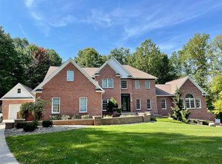 6740 Pheasant Run Dr, Canfield, OH 44406