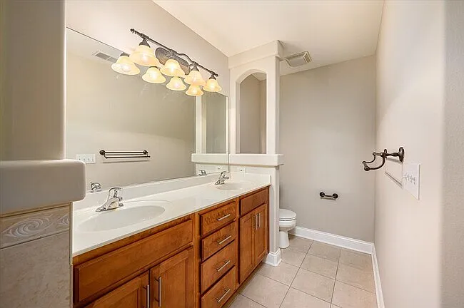 172 Mayo Ct — Photo 26