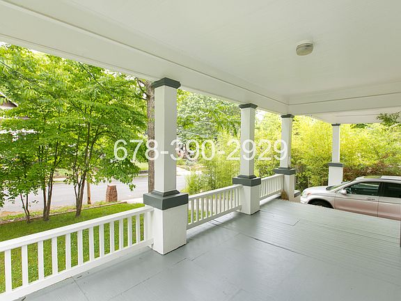 Relax on the front porch & meet your neighbors