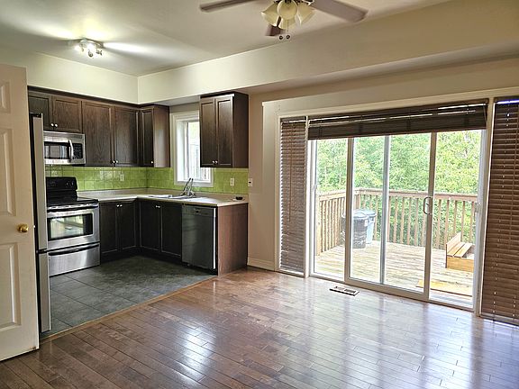 5th image of 46 Chloe St