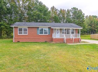 27270 Whitt Elliott Cir, Ardmore, AL 35739