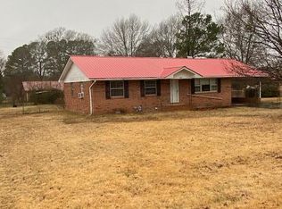 494 Gordon Dr, Holly Springs, MS 38635